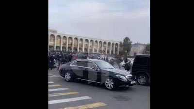 Изрображение 'На экс-президента Кыргызстана пытались совершить покушение в Бишкеке (видео)'