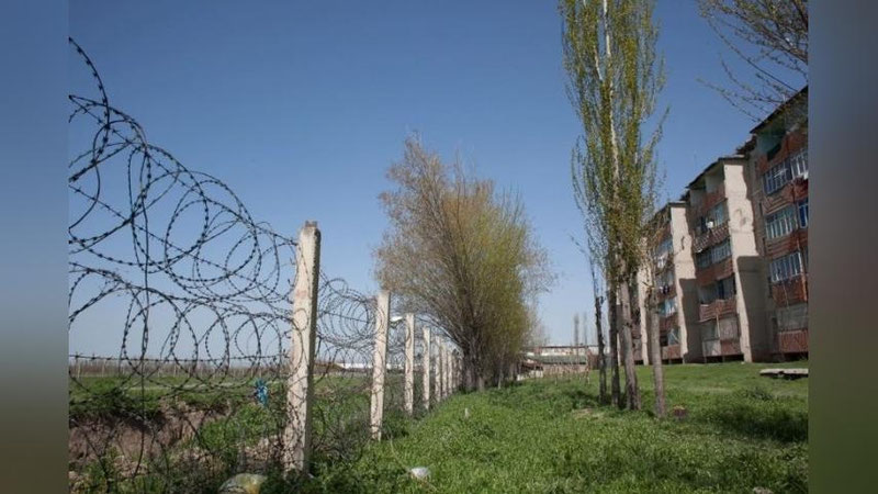 Изрображение 'Узбекистан планирует переселить 130 семей с приграничных с Кыргызстаном районов'