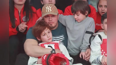 'Murod Xanto`raevning o`g`illari taekvondo kamarlarini olishdi (video)'ning rasmi