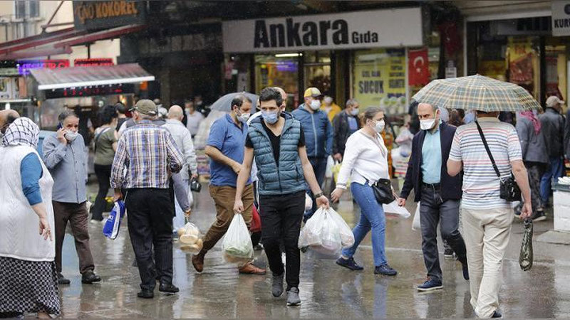 'Turkiyada bugun istirohat bog`lari va restoranlar ochildi. Ammo...'ning rasmi