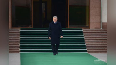 Изрображение 'Президент Узбекистана отбыл с государственным визитом в Нур-Султан'