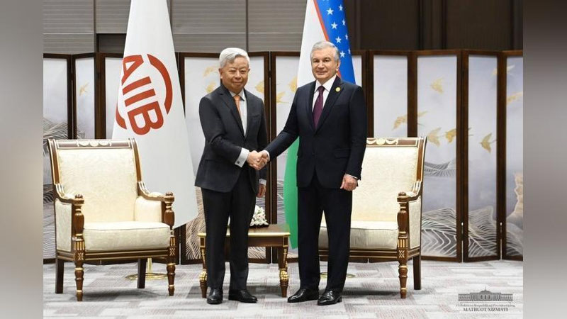 'Shavkat Mirziyoev Xitoyda Osiyo infratuzilmaviy investisiyalar banki prezidentini qabul qildi'ning rasmi
