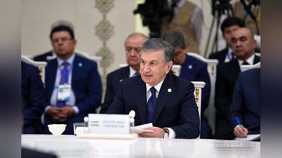 'Shavkat Mirziyoev: Umumiy kelajagimiz – o`zimizning qo`limizda'ning rasmi
