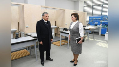 Изрображение 'Глава государства побывал в моноцентре "Ишга Мархамат" (фото, видео)'