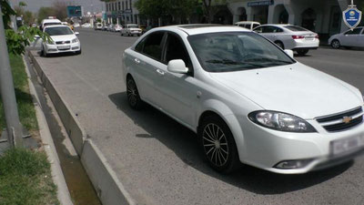 'Samarqandlik ayolning “Lasetti” sidan 10 000 AQSh dollarini o`g`irlab ketishdi'ning rasmi