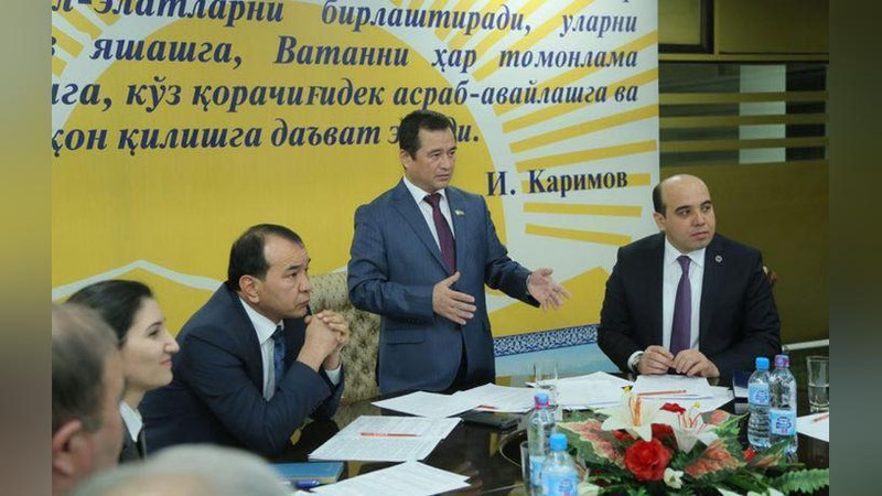 'Хонандаларнинг чет элда концерт бериши тартибга солинади'ning rasmi