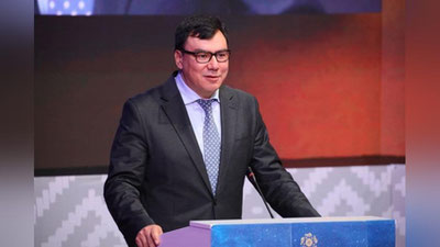 'Albatta O`zbekiston tarixi haqida film bo`lishi kerak, vaqti keldi — Aziz Abduhakimov'ning rasmi