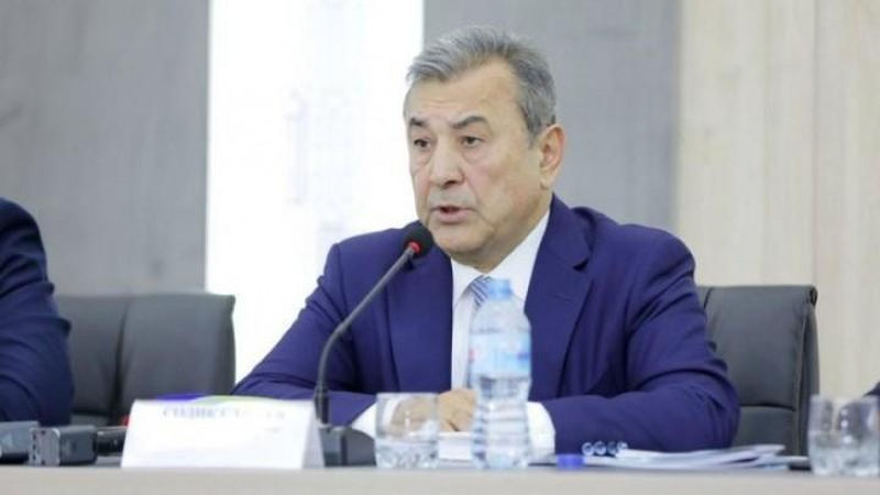 'Diniy e`tiqod radikal oqimlarga qo`shilishning asosiy omili emas – Sodiq Safoev'ning rasmi