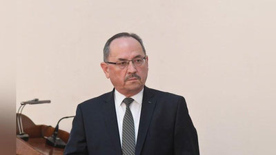 'Nega uyda o`tirgan, ishlamaydigan fuqarolar majburiy  emlanmayapdi?'ning rasmi