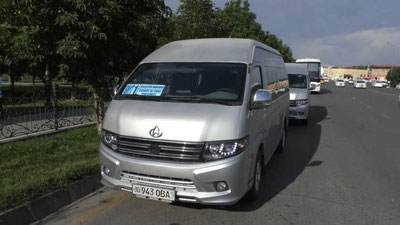 Изрображение 'Новое маршрутное такси связало туристические улицы в Самарканде'