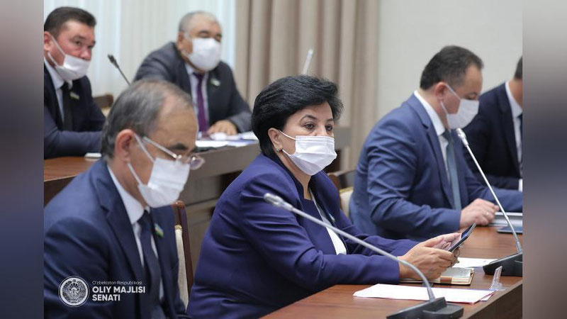 'Senatning yalpi majlisida “O`zbekiston Respublikasi aholisi va hududining seysmik xavfsizligini ta`minlash to`g`risida”gi Qonun ma`qullandi'ning rasmi