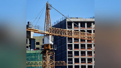 Изрображение 'В Петербурге узбекистанец погиб, упав в шахту лифта'