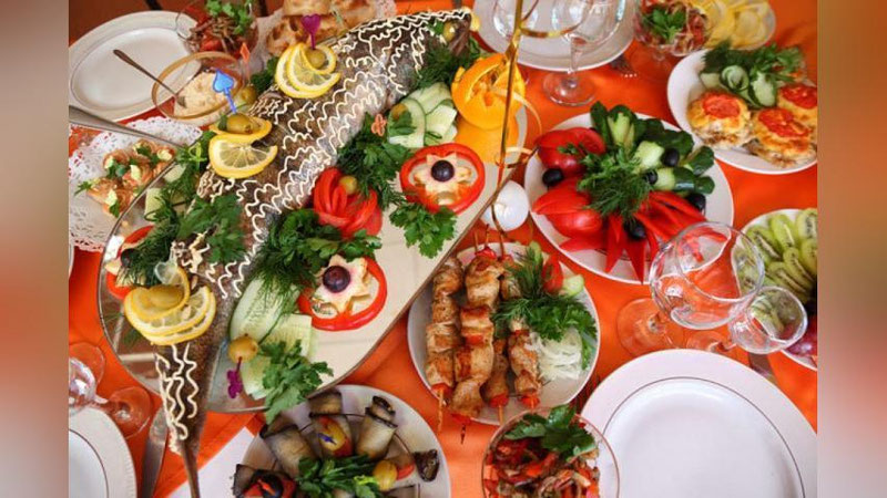 Изрображение 'НОВОГОДНЕЕ ОБЪЕДЕНИЕ, ИЛИ КАК ИЗБЕЖАТЬ ПРАЗДНИЧНОГО ПЕРЕЕДАНИЯ?'