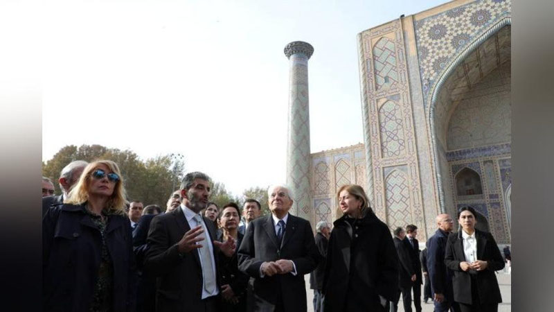 Изрображение 'Президент Италии ознакомился с историческими памятниками Самарканда и отбыл в Ургенч'