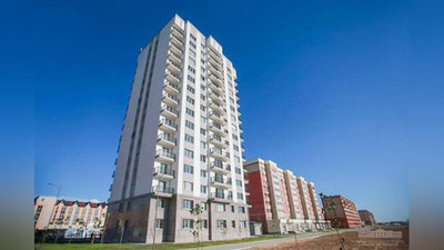 Изрображение 'В Сергели возведен 16-этажный дом: с новоселами познакомился Президент'