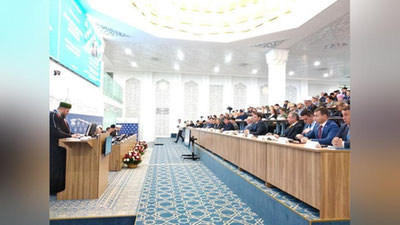 'O`zbekiston delegasiyasi “Rossiya musulmonlarining diniy merosi” Xalqaro forumida ishtirok etmoqda'ning rasmi