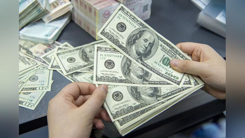 'Dollar kursi so`mga nisbatan yana qimmatladi'ning rasmi