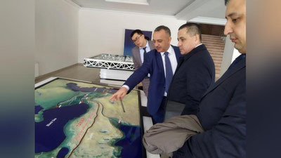 '“O`zbekneftgaz”  Ozarboyjonning quruqlik va dengizdagi neft va gaz konlarini qidirish, burg`ulash ishlari bilan tanishdi'ning rasmi