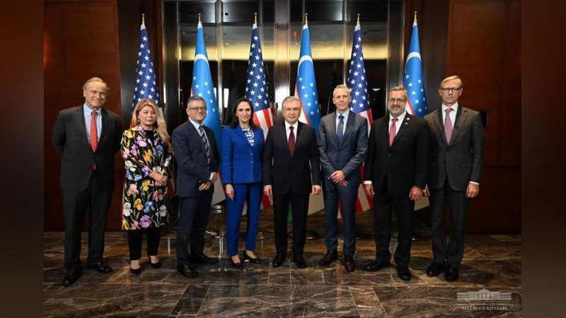 Изрображение 'Президент Узбекистана провел в Нью-Йорке встречи с руководителями американских компаний'