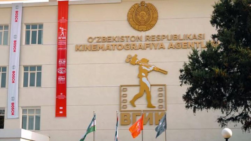 'Eldar Sadikovich Butunrossiya davlat kinematografiya institutining O`zbekiston filiali direktori etib tayinlandi'ning rasmi