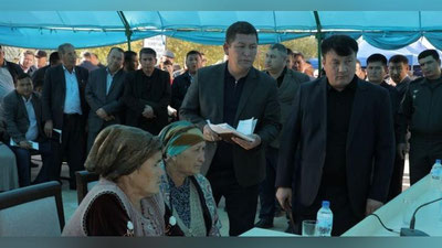 'Qoraqalpog`istonda yuzlab aholining muammolari hal etildi'ning rasmi