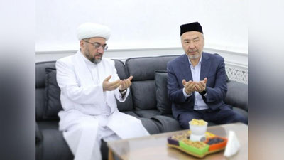 'Ko`kaldosh madrasasiga yangi mudir tayinlandi'ning rasmi