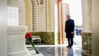 'Самарқандда Ислом Каримов мақбараси очилди'ning rasmi