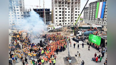 'Sobiq hokimdan tortib, kranchi qizgacha... Toshkentdagi turar-joy majmuasida "Konstitusiya – o`zimizniki" mavzusida targ`ibot tadbiri bo`lib o`tdi'ning rasmi