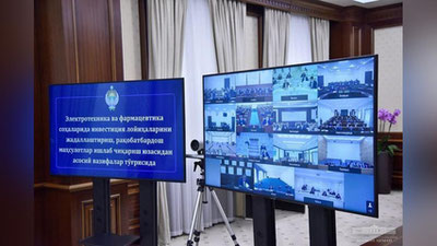 Изрображение 'Президент поручил ускорить проекты в отраслях электротехники и фармацевтики'