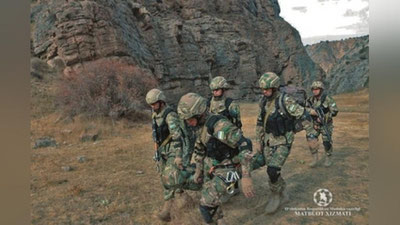 'Harbiy xizmatchilar murakkab tog` sharoitida shartli yaradorlarni qutqardi'ning rasmi