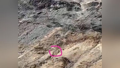 'Qoraqalpog`istonda Shixi Jalil ziyoratgohida 19 yoshli yigit tepalikdan tushib ketdi. 4 kun avval bir qiz ham jarohatlangan'ning rasmi