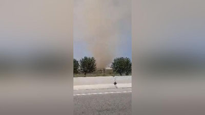 Изрображение 'В Узгидромете прокомментировали видео пылевого "торнадо" в Сырдарьинской области'