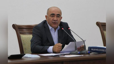 'Давлат тили бўйича ҳужжатларни хато ёзадиган ходим ҳокимиятда ишлаши мумкин эмас — Зойир Мирзаев'ning rasmi