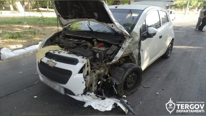 'Chirchiqda 16 yoshli qiz “SPARK” avtomashinasini o`g`irlab YTH sodir etdi'ning rasmi