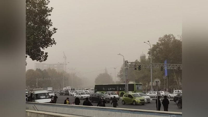 'Ertaga O`zbekistonning qator hududlarida chang-to`zonlar kuzatilishi mumkin'ning rasmi