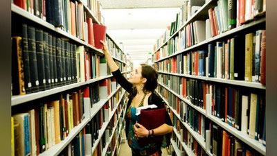 Изрображение 'МОЖЕТ ЛИ БИБЛИОТЕКАРЬ ПРЕПОДАВАТЬ РУССКИЙ?'