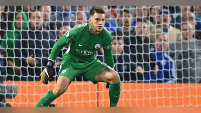 Изрображение 'ВРАТАРЬ "МАНЧЕСТЕР СИТИ" УСТАНОВИЛ РЕКОРД ГИННЕССА (ВИДЕО)'