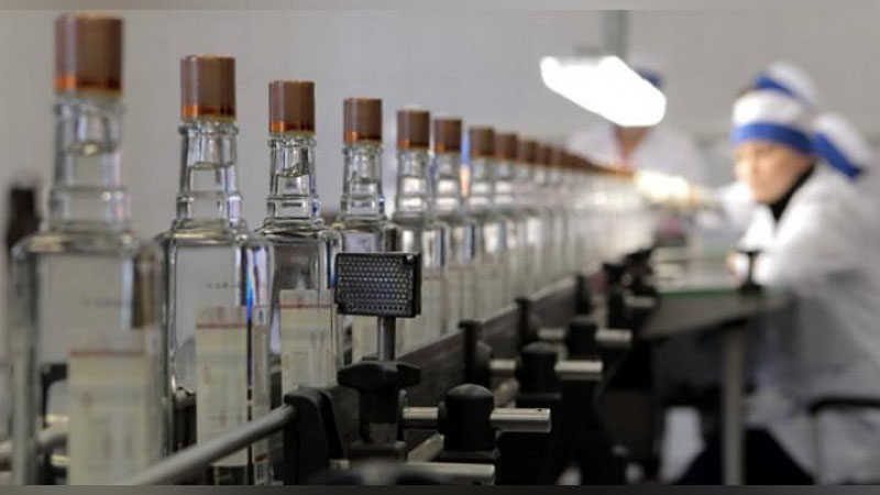 'Pivo, aroq va tamaki mahsulotlarini ishlab chiqaruvchilar qo`shimcha badal to`laydi'ning rasmi