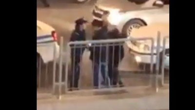 Изрображение 'МВД ПРОКОММЕНТИРОВАЛО ВИДЕО НАПАДЕНИЯ НА СОТРУДНИКА ДПС'