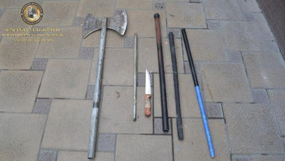 Изрображение 'Десятки людей задержаны в Коканде по делу о стрельбе в чайхане: фото изъятого оружия'