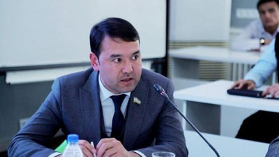 'Rasul Kusherbaev O`zbekistonda ikki yoshgacha bo`lgan bola pulini hammaga berish talabi bilan chiqdi (Video)'ning rasmi