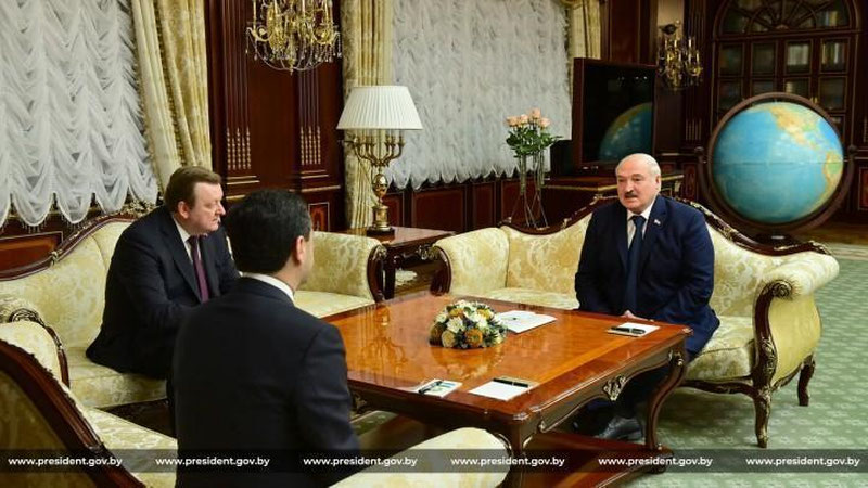 Изрображение 'Глава Беларуси принял министра иностранных дел Узбекистана'