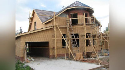 'Ўзбошимча иморат қуришга оид қарийб 15 000 та қонун бузилиш ҳолати аниқланди — Кадастр агентлиги'ning rasmi