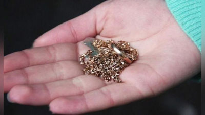 'Samarqandda ofisiant qiz oshxona egalarining uyidan 120 mln so`mlik tilla buyumlar o`g`irladi'ning rasmi