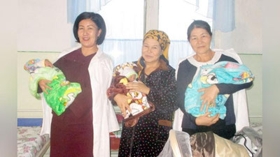 'Qoraqalpog`istonda tug`ilgan 3 nafar egiz qizga ism qo`yildi'ning rasmi