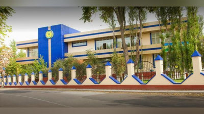 '19 yoshli o`quvchi bir vaqtda 12 ta xorijiy oliygohga o`qishga kirdi'ning rasmi