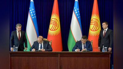 Изрображение 'Правительственные делегации Узбекистана и Кыргызстана подписали протокол по итогам заседания'