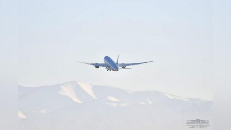 'Шавкат Мирзиёев Санкт-Петербургга жўнаб кетди'ning rasmi