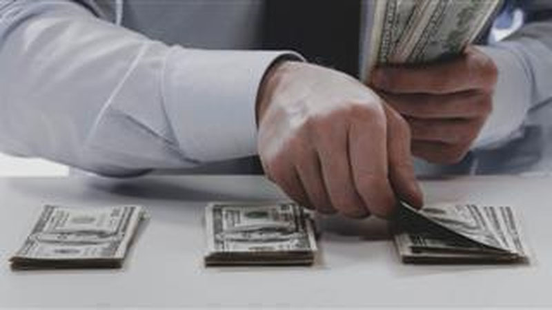 'Нега ўзбек тадбиркорлари Қозоғистонга миллионлаб доллар сармоя киритмоқда?'ning rasmi