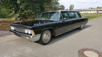 'Германияда Брежневнинг лимузини сотувга қўйилади (Фото)'ning rasmi